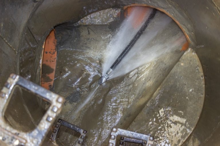 Expert Techniques Involved in Thawing Frozen Sewer Lines | Pop Polling