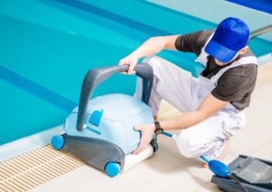 cleaning pool