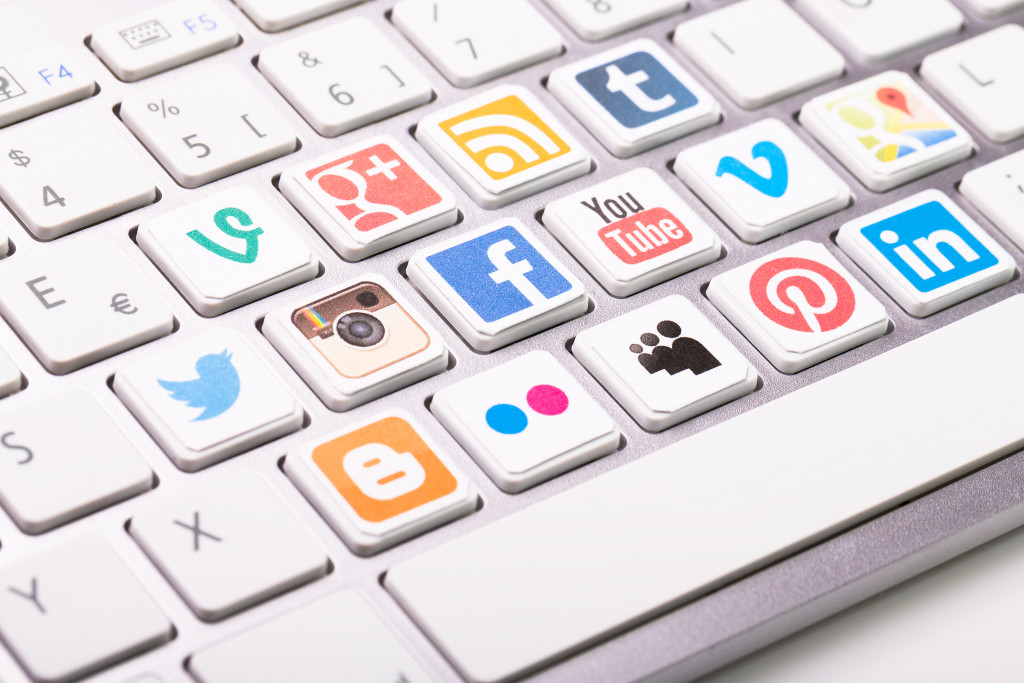 social media icons on keyboard