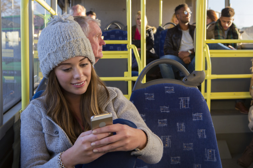 texting inside a public bus