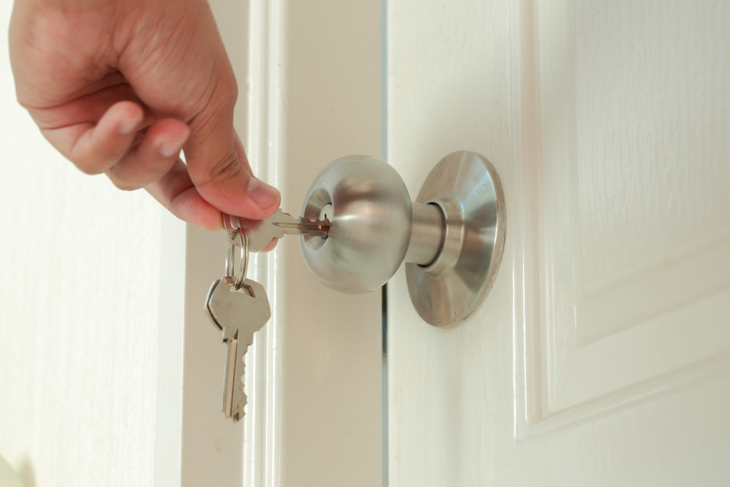locking door with key